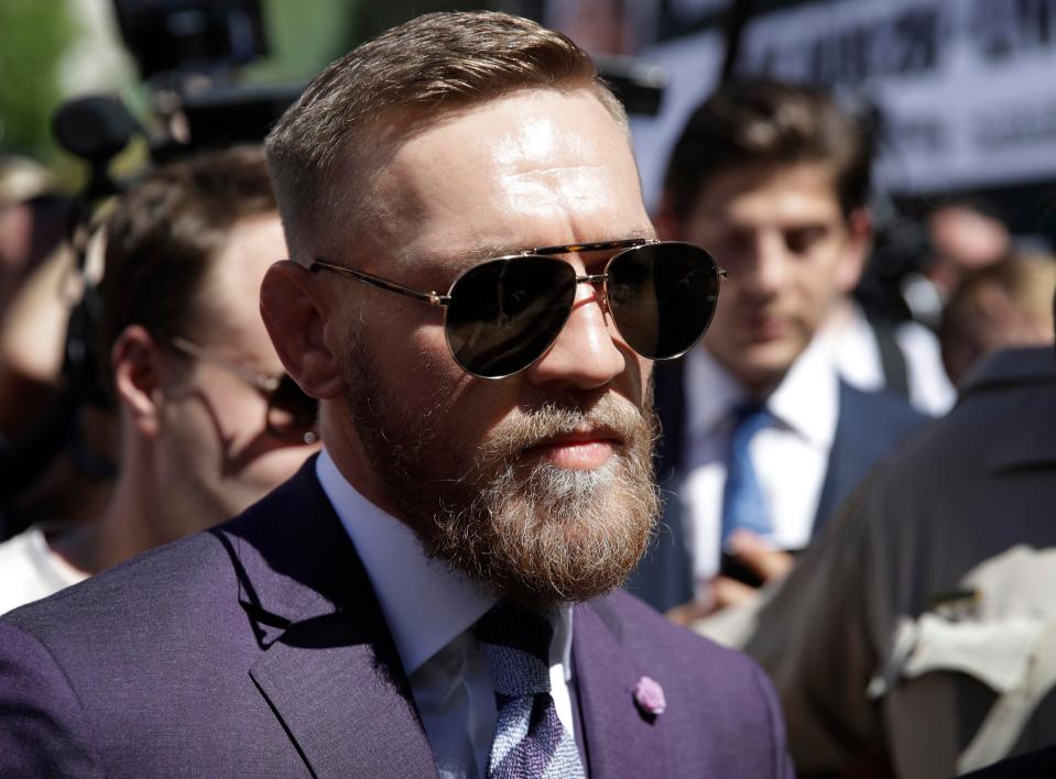 McGregor predicts he'll win by KO within four rounds