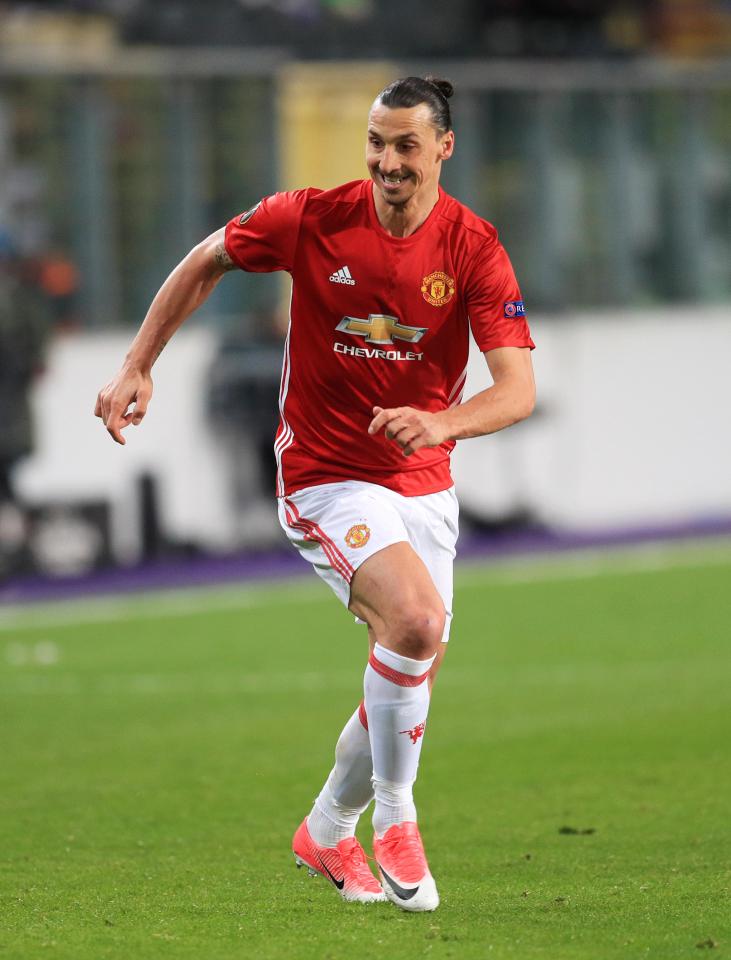  Zlatan Ibrahimovic is planning for a return at Christmas for Manchester United