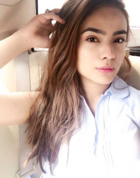 Alyzeh is one of Pakistan's top models and an actress with 165,000 followers on Instagram