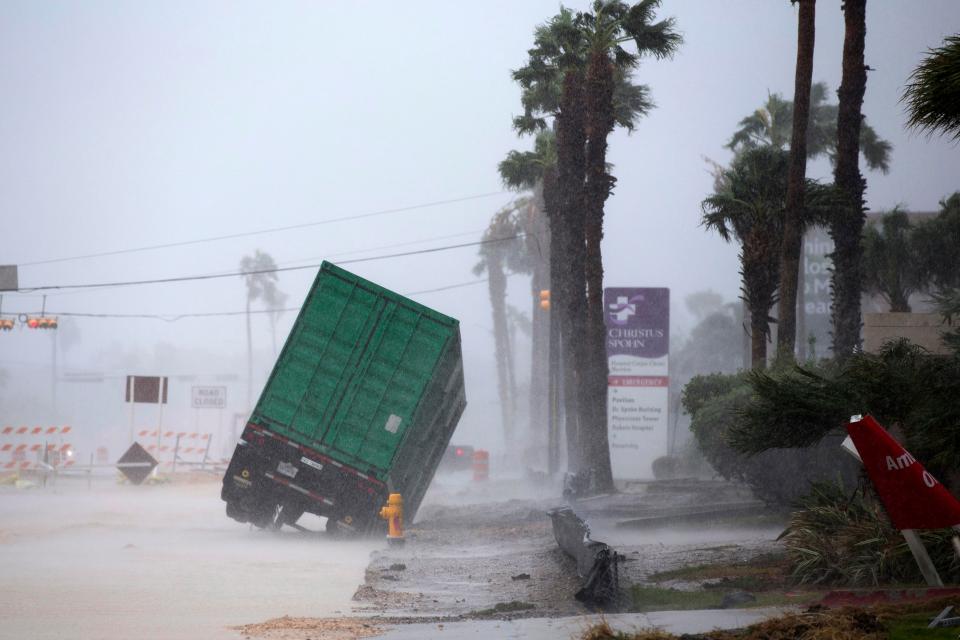  A truck almost overturns in high winds