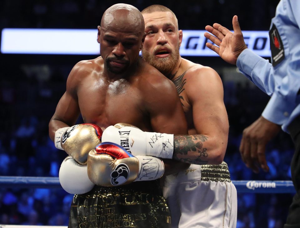 Fans reckon Conor McGregor and Floyd Mayweather spent more time cuddling than fighting