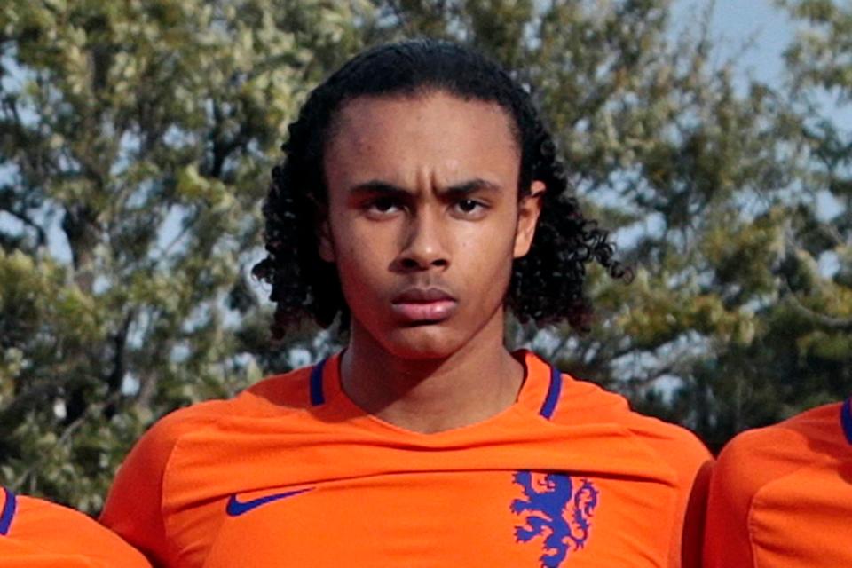  Joshua Zirkzee has played for Holland U16's