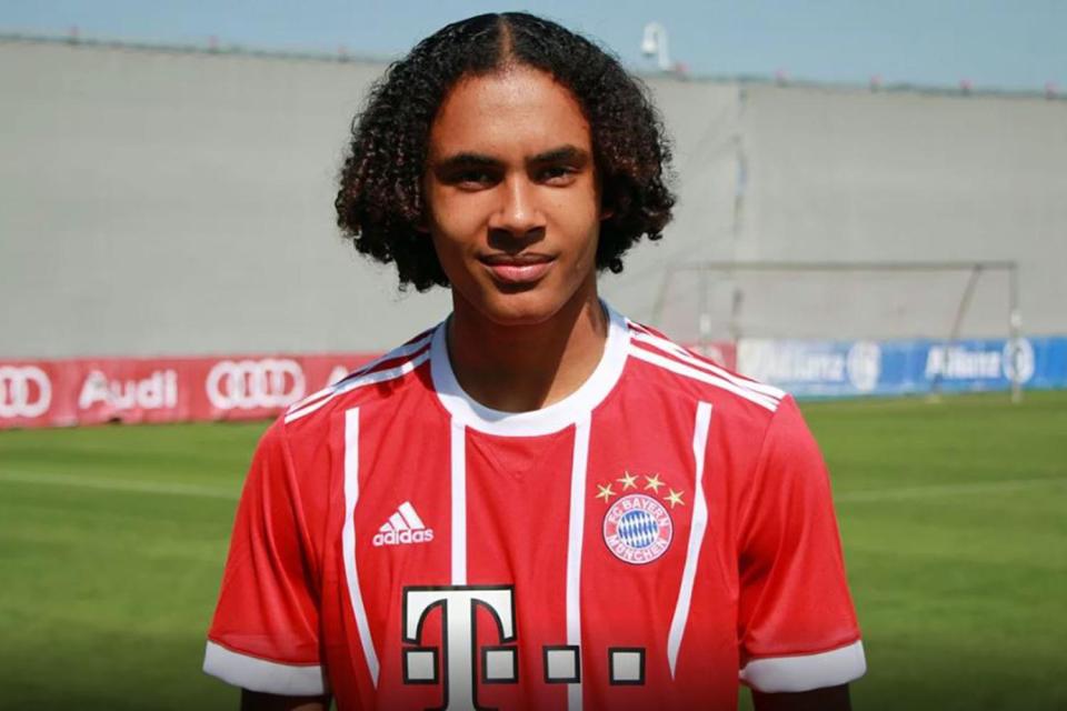  Dutch teenager Joshua Zirkzee has joined Bayern Munich