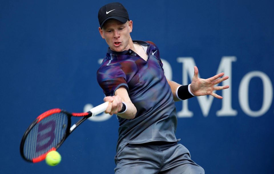  Edmund's forehand did plenty of damage again and the Brit is into the last 32 for the second year running