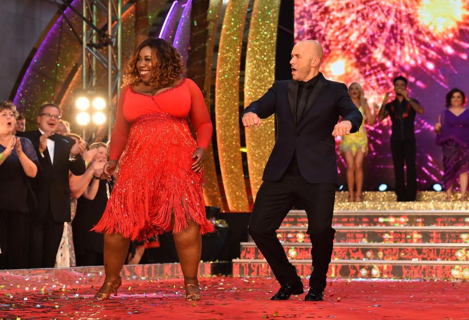  Chizzy Akudolu and Simon Rimmer show off their moves