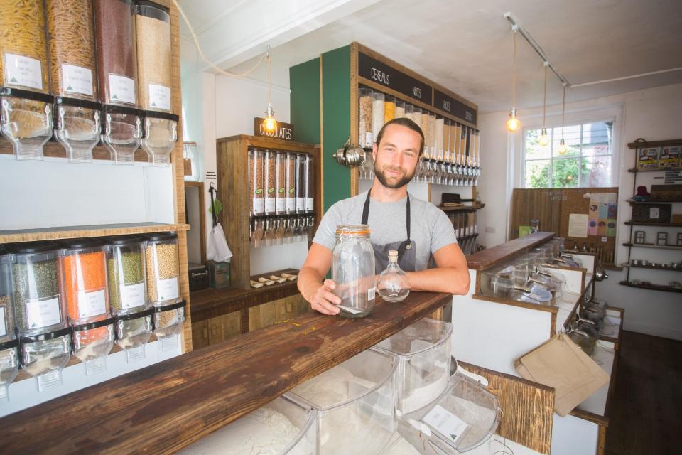  Taco De Vreeze who works at Earth. Food. Love in Totnes, Devon