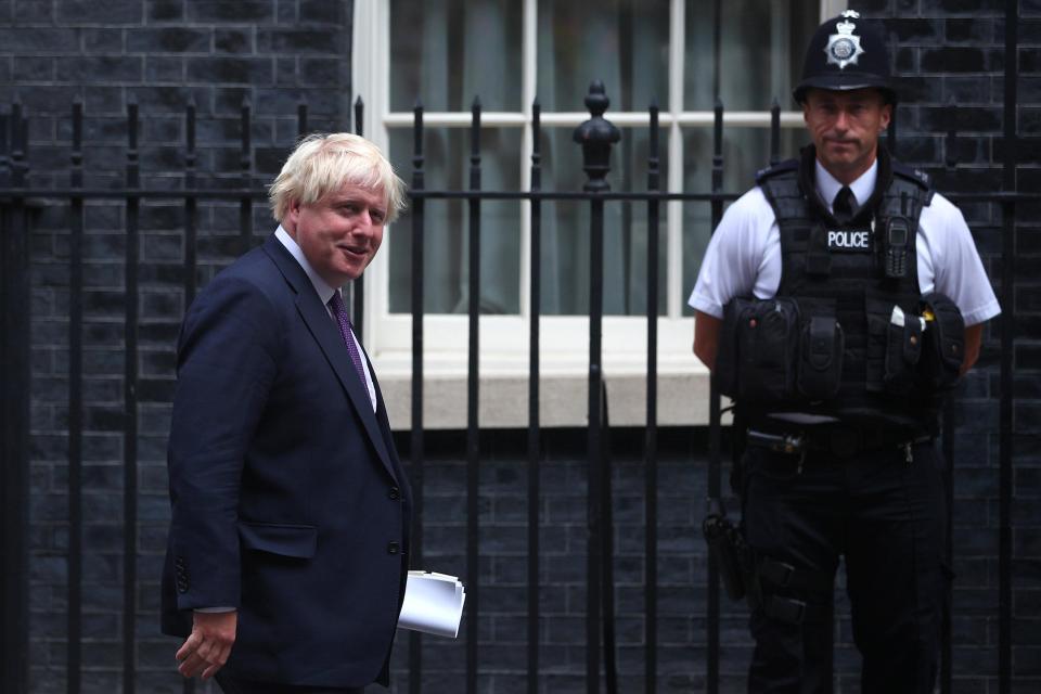  The Foreign Secretary also appeared to be carrying similar notes as he went in to No 10