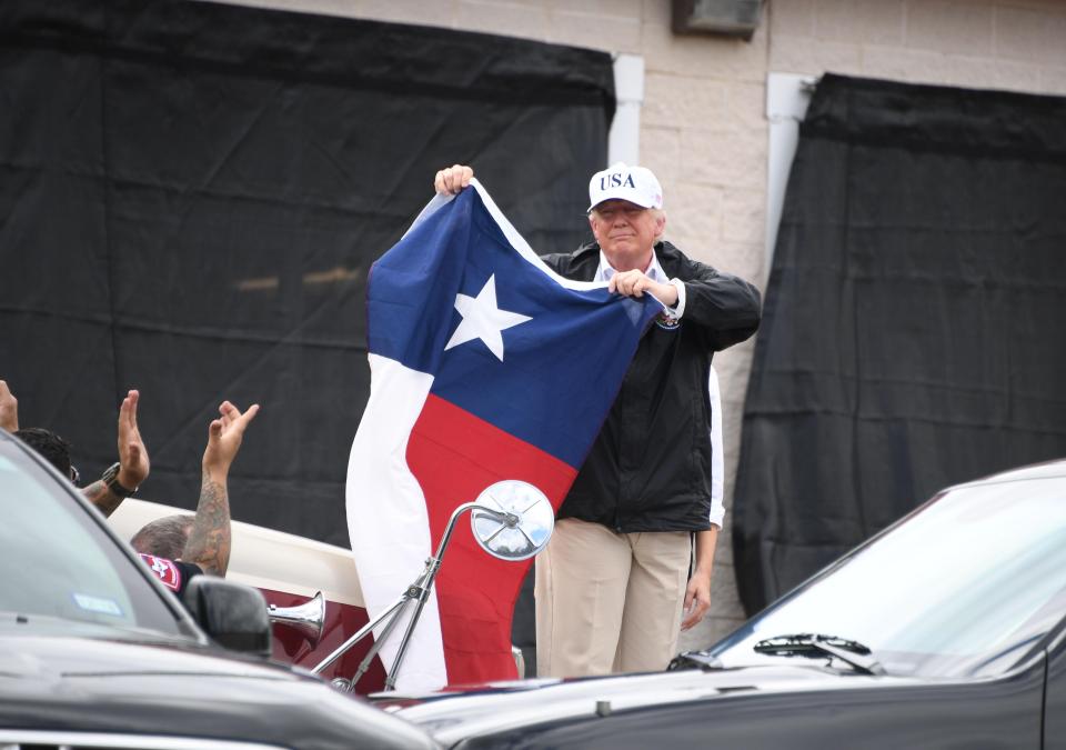  Trump waved the Texan flag upon his arrival in the Lone Star state