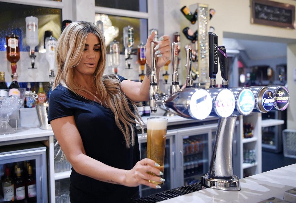  Back in Blackpool, Katie tried her hand at pulling pints