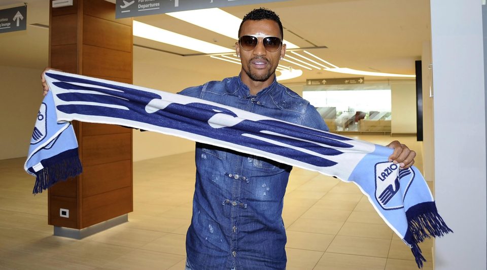  Nani has landed in Otaly as he completes move from Valencia to Lazio