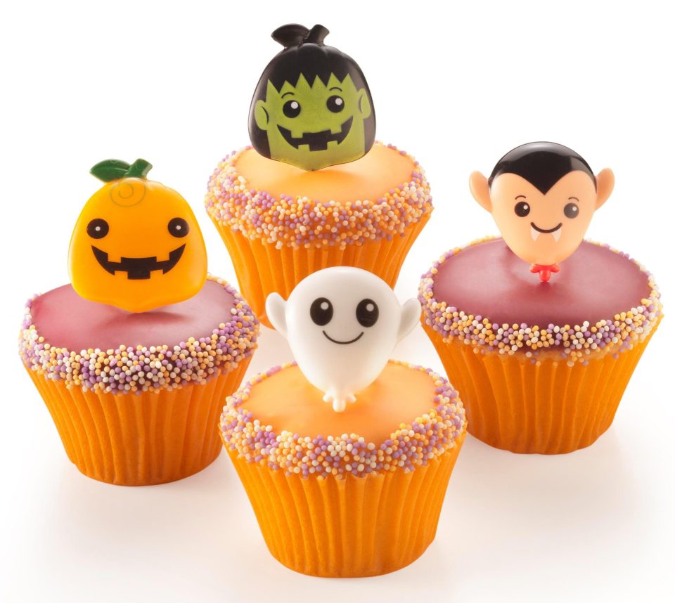  The little cupcakes come in packs of four and are dipped in fondant icing