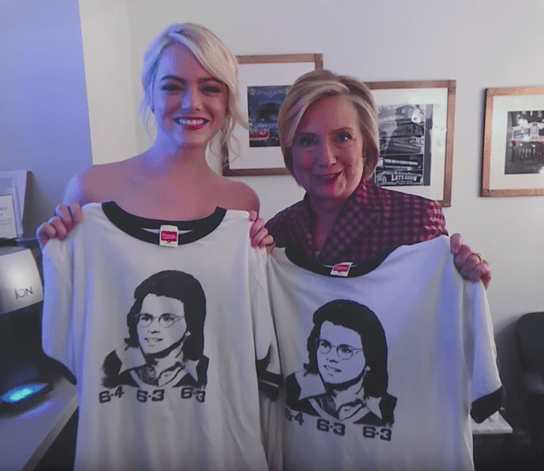  Emma Stone looked like she was standing naked next to Hillary Clinton in an hilarious photograph