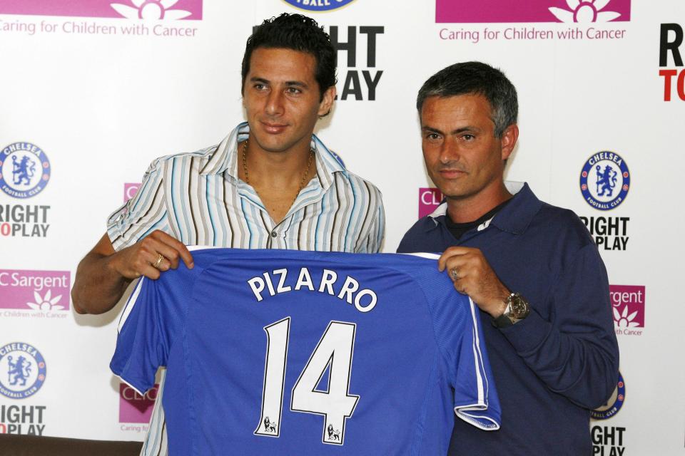  Pizarro joined Chelsea's Jose Mourinho on a free in 2007