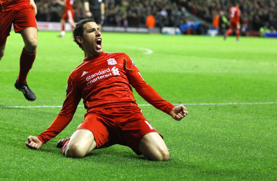  Ex-Liverpool star Maxi Rodriguez recently played against Federico Martinez