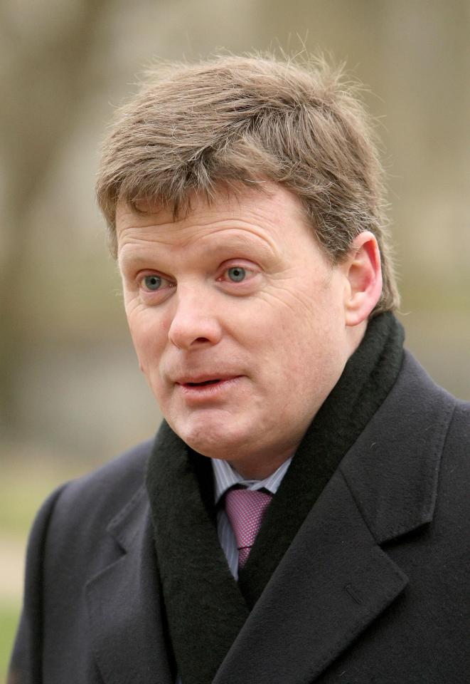  We applaud Tory MP Richard Benyon for trying to force the Government to back a ten-year limit on prosecutions against troops