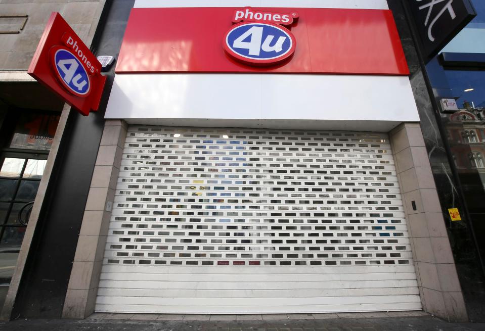  Phones 4u closed down when EE and Vodafone cancelled their contracts in 2012