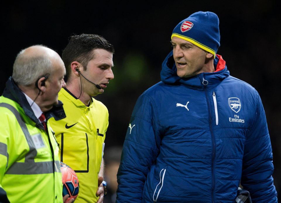 Gunners assistant Steve Bould has his say after a game in 2015