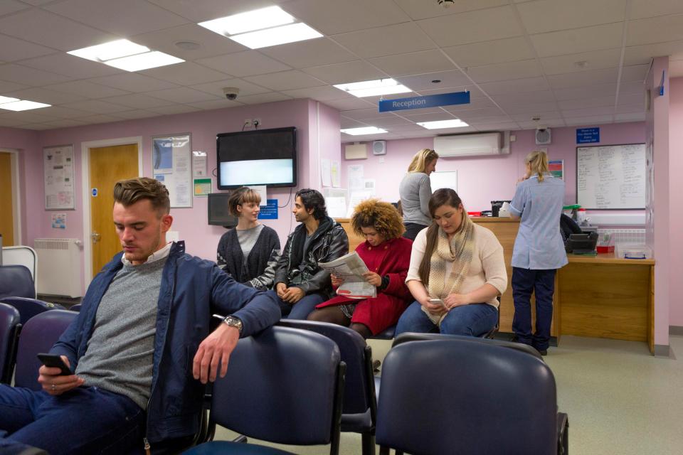  Labour's analysis claims 10,000 people could wait for more than 4 hours every day for A&E