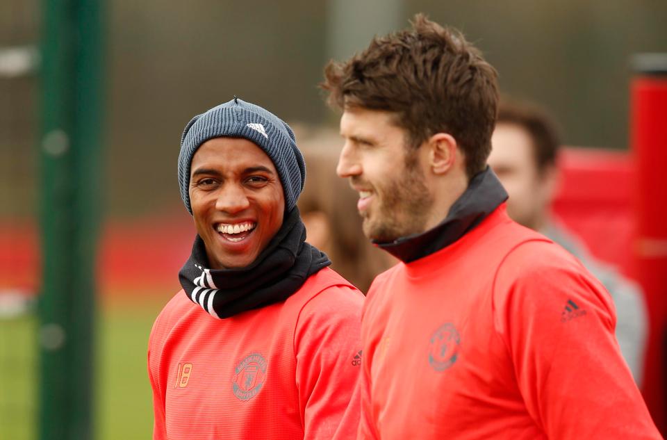  Ashley Young and Michael Carrick have deal which expire in summer of 2018