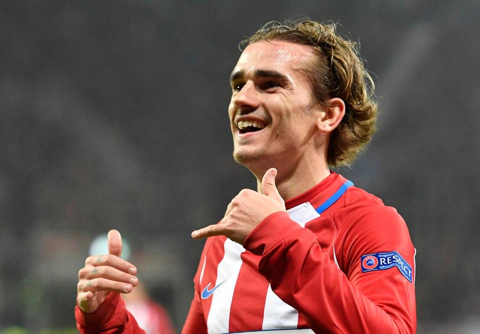  Man United haven't given up hope on landing Antoine Griezmann setting aside cash and the No. 7