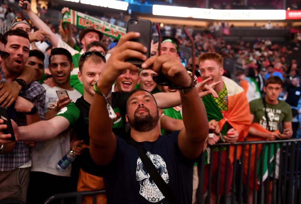  Tony Bellew takes a selfie with Conor McGregor fans ahead of the fight against Floyd Mayweather in Las Vegas