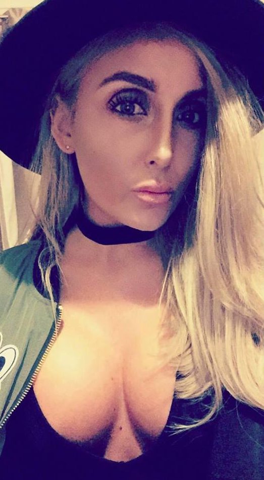  Laura Jade Simpson has lifted the lid on her whirlwind night boozing with Wayne Rooney