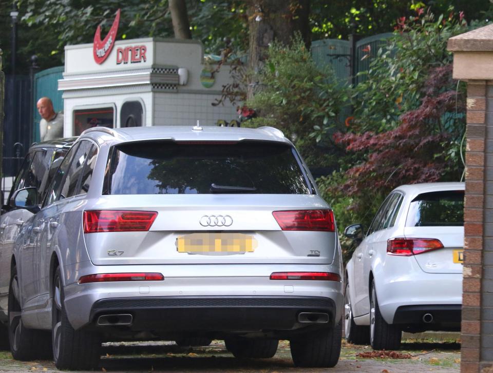  Coleen Rooney's white Range Rover was spotted parked outside her mother's home