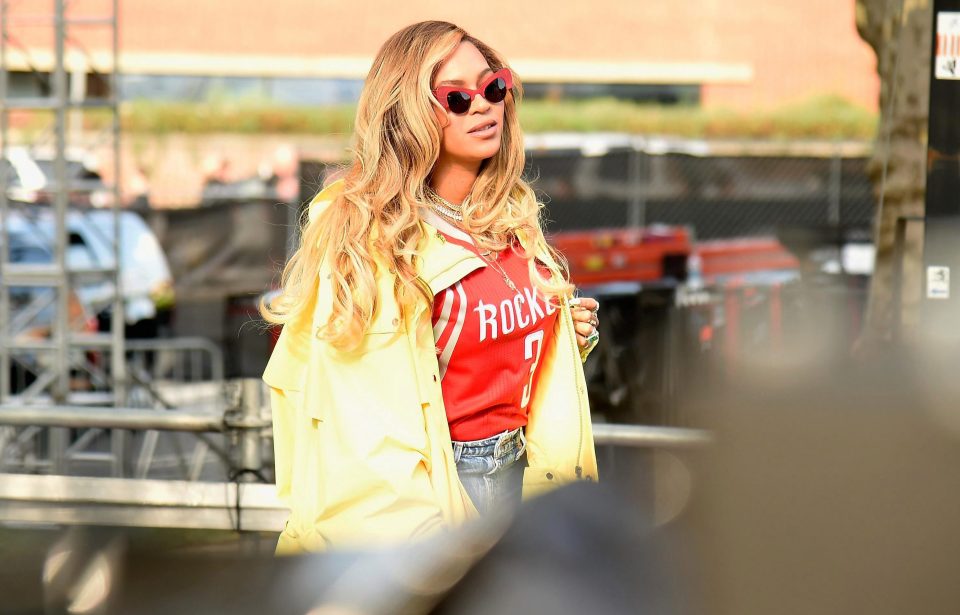  Beyonce used her birthday celebrations as a excuse to party with Jay at the Made In America festival