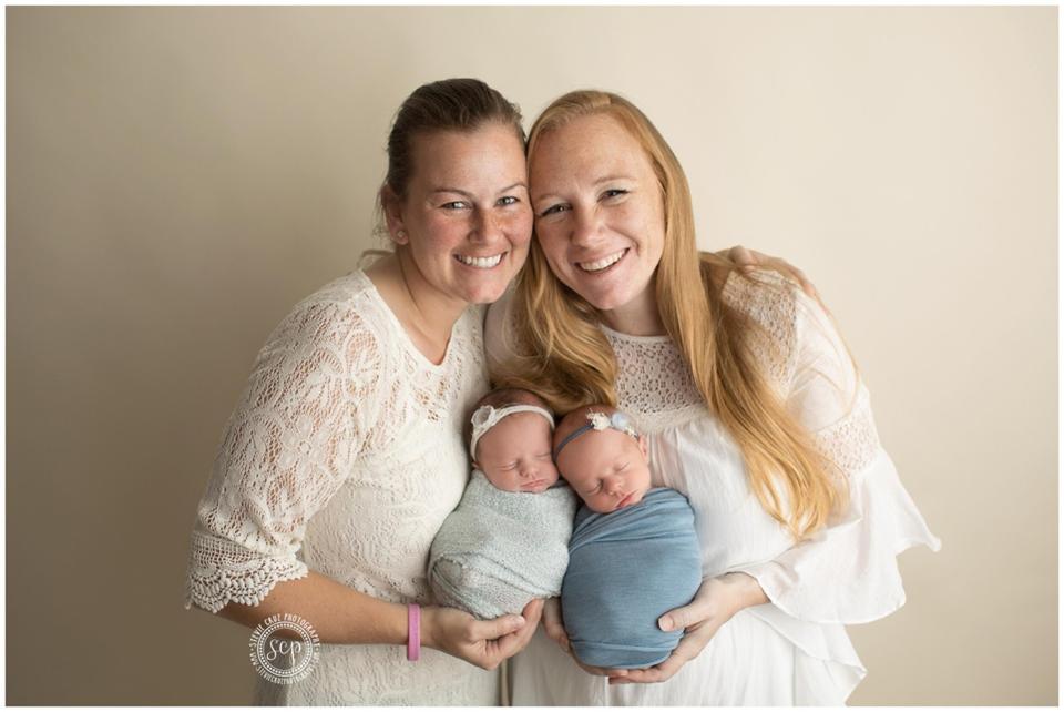  Morgan, right, gave birth to twins Emery and Deeanna for her sister Maggie, left