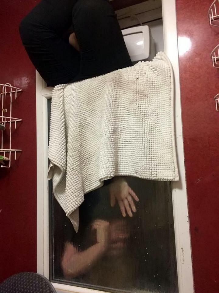  Liam Smyth pictured his date trapped upside down in the window