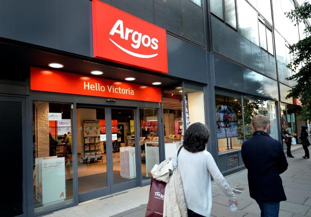 Hundreds of bargain hunters crashed the Argos website after it accidentally listed a Minecraft Xbox One S at £89.99 rather than £300