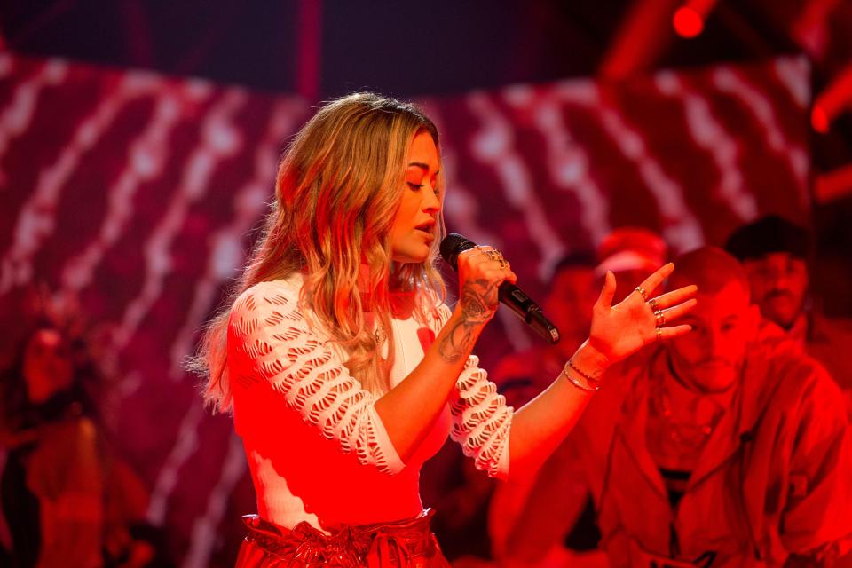  Rita Ora also performed on the launch show