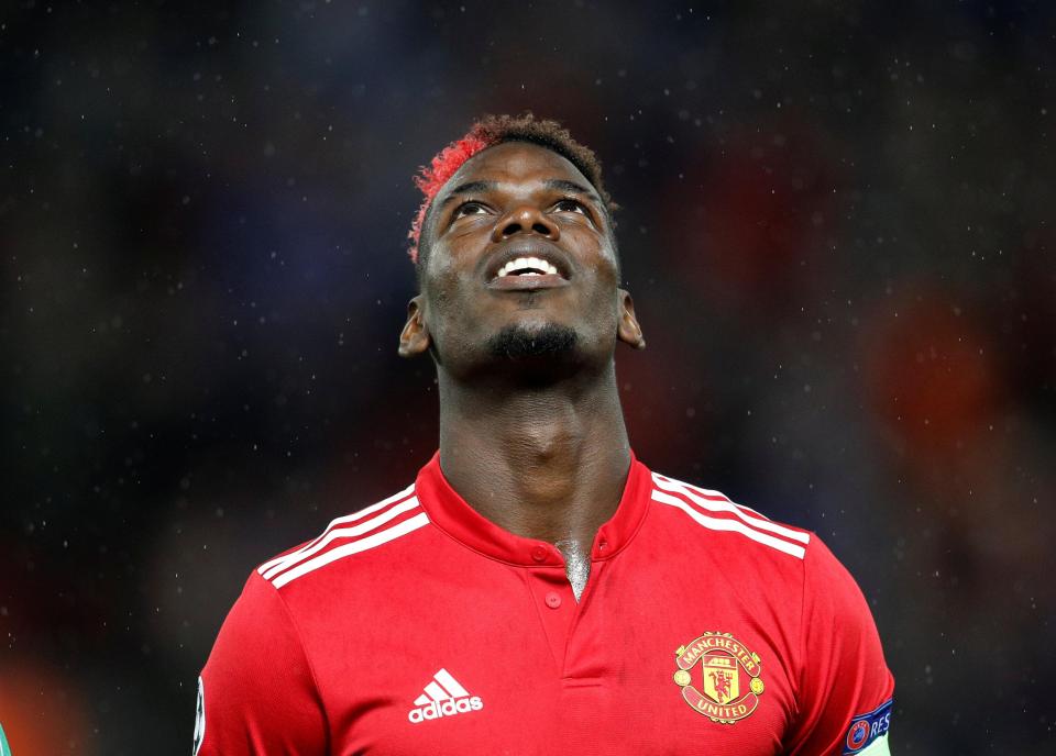  Paul Pogba forced off early for Manchester United with suspected hamstring injury