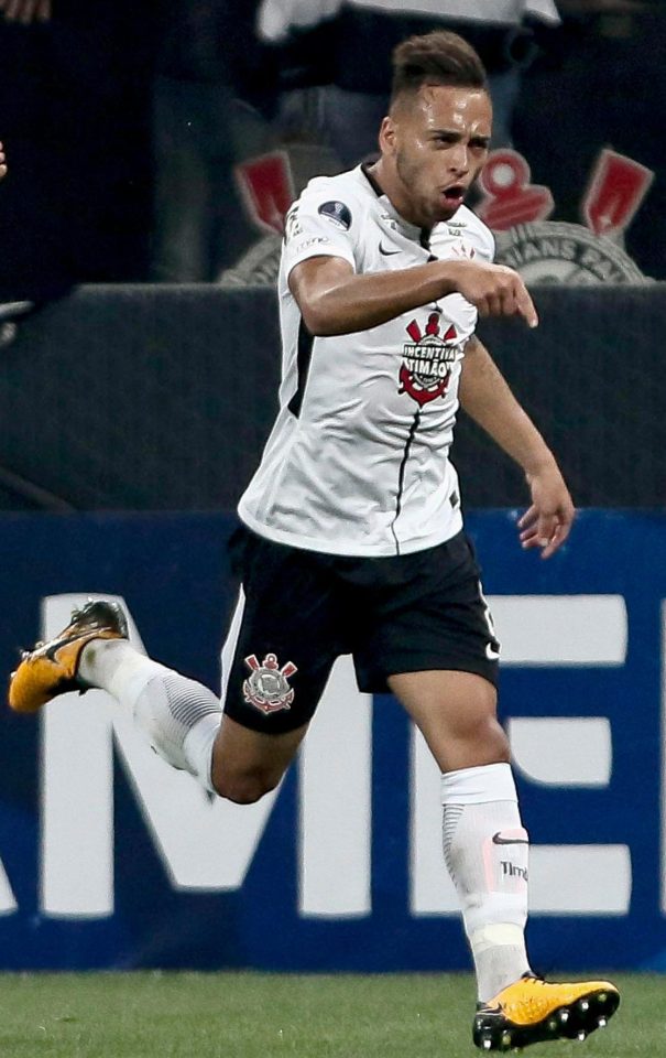 Maicon in action for his current club Corinthians