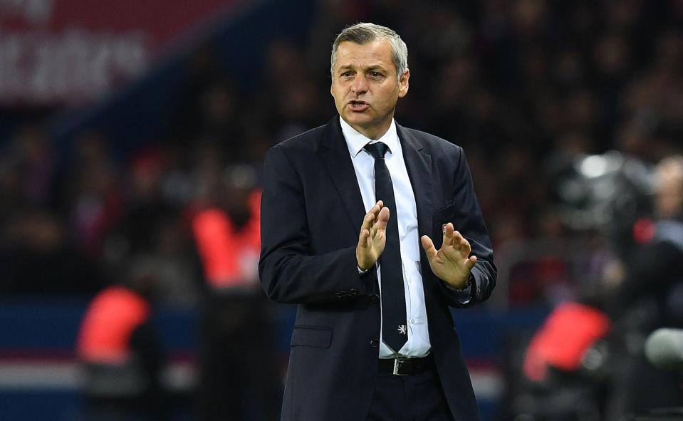 Lyon head coach Bruno Genesio instructs his squad from the sidelinesLyon head coach Bruno Genesio instructs his squad from the sidelines