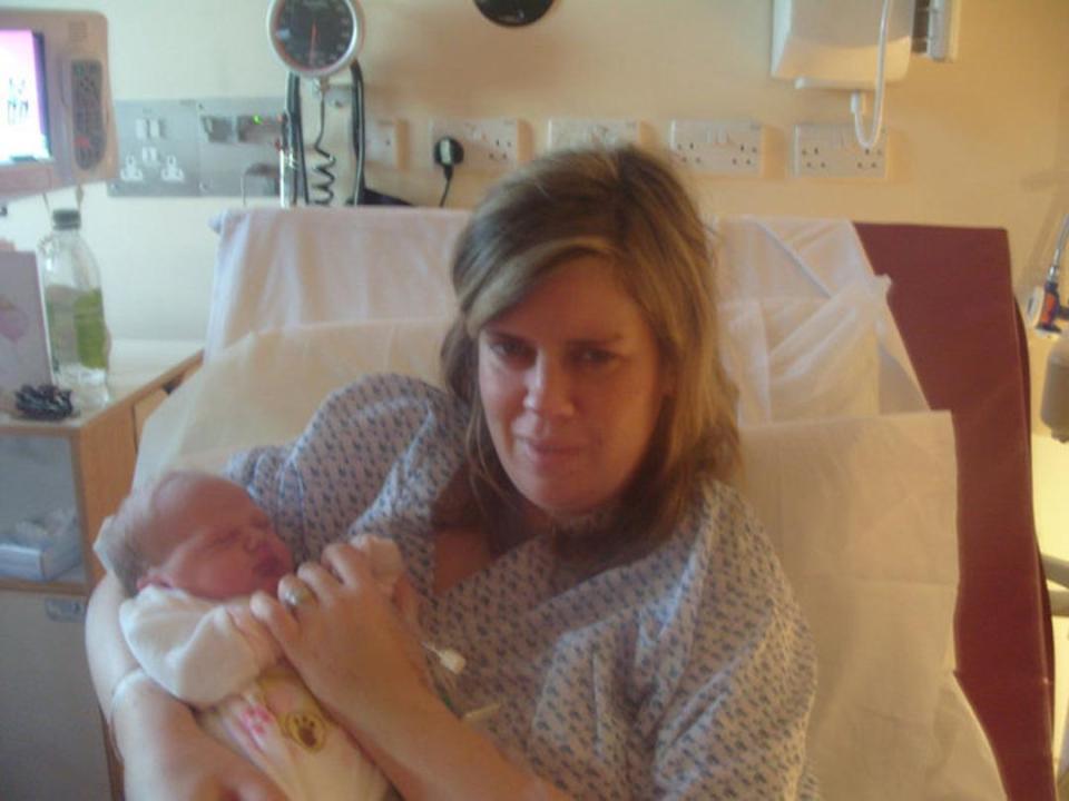  Emma, pictured with newborn daughter Lucy, begged nurses for sponges while in labour