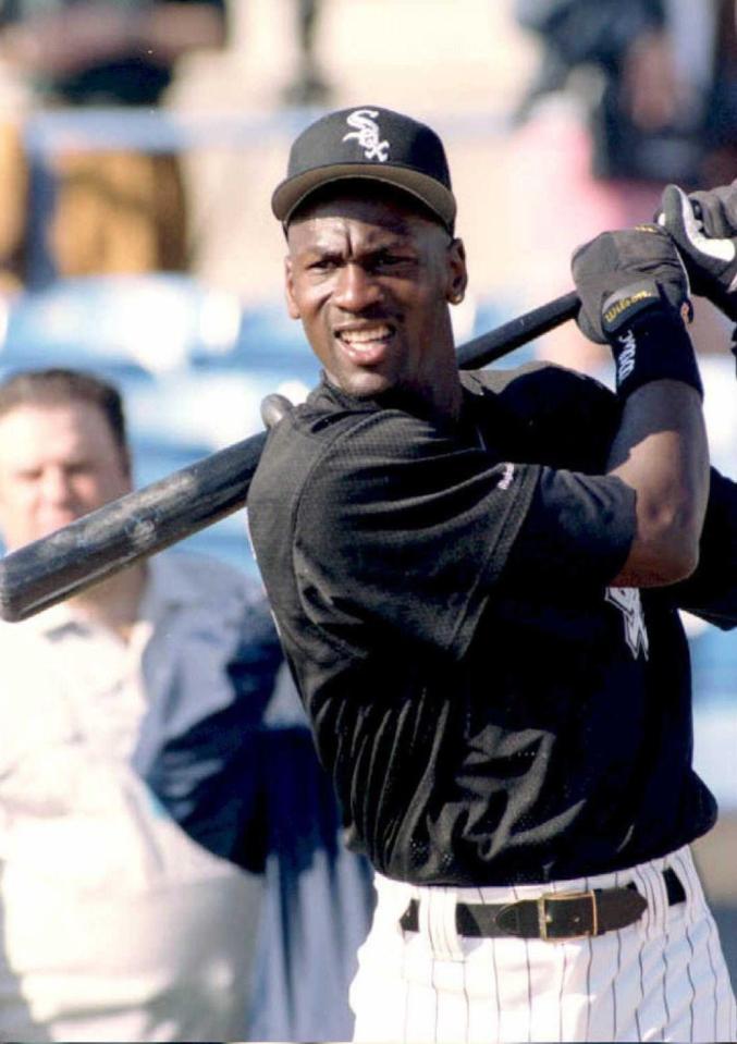  Michael Jordan tried out as a baseball player with Chicago White Sox