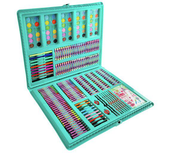 This art set is now £7.49 at Argos