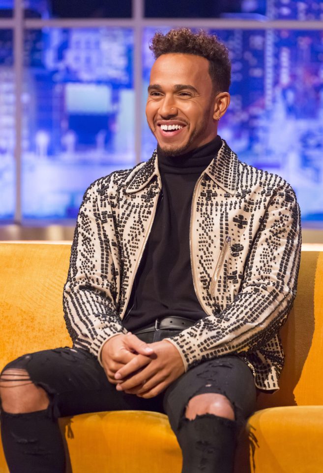  Lewis Hamilton has revealed he's single on the market