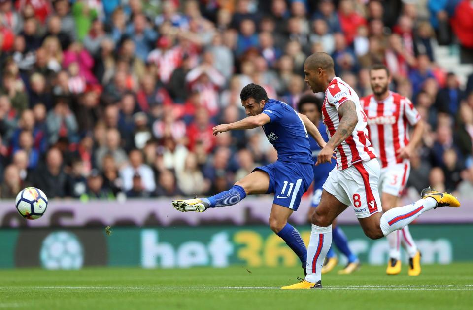 Pedro clinically struck to put Chelsea's 2-0 up against Stoke