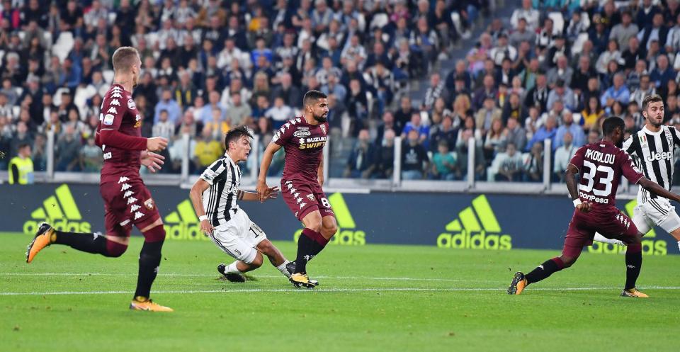 Paul Pogba thinks Paulo Dybala is a master of shooting on the turn