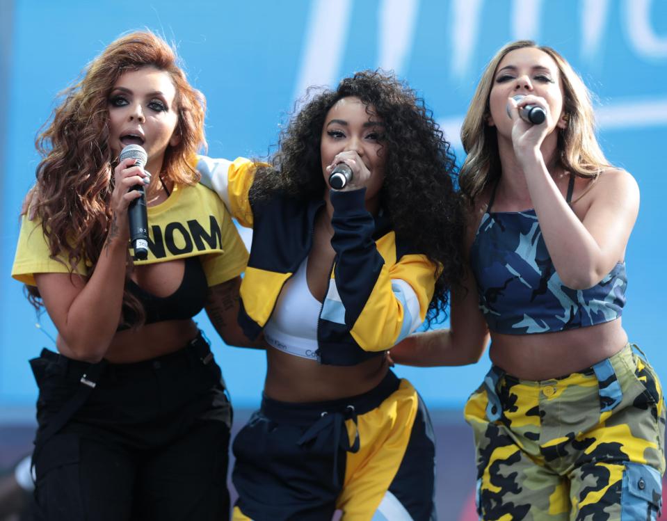  Jesy, Leigh-Anne and Jade performed as a trio again