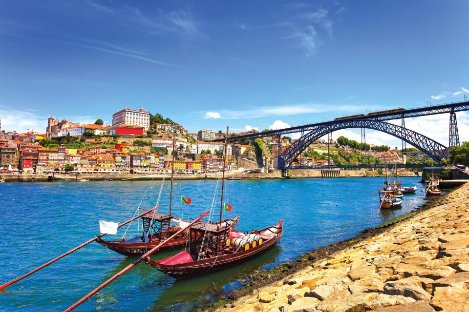  The eight-night Secrets of the Duoro River cruise gives you a glimpse of medieval Salamanca to the vineyards of Pinhao