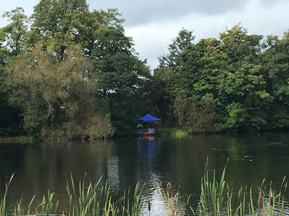  Investigators put up a tent at the scene where Leanne's body was found