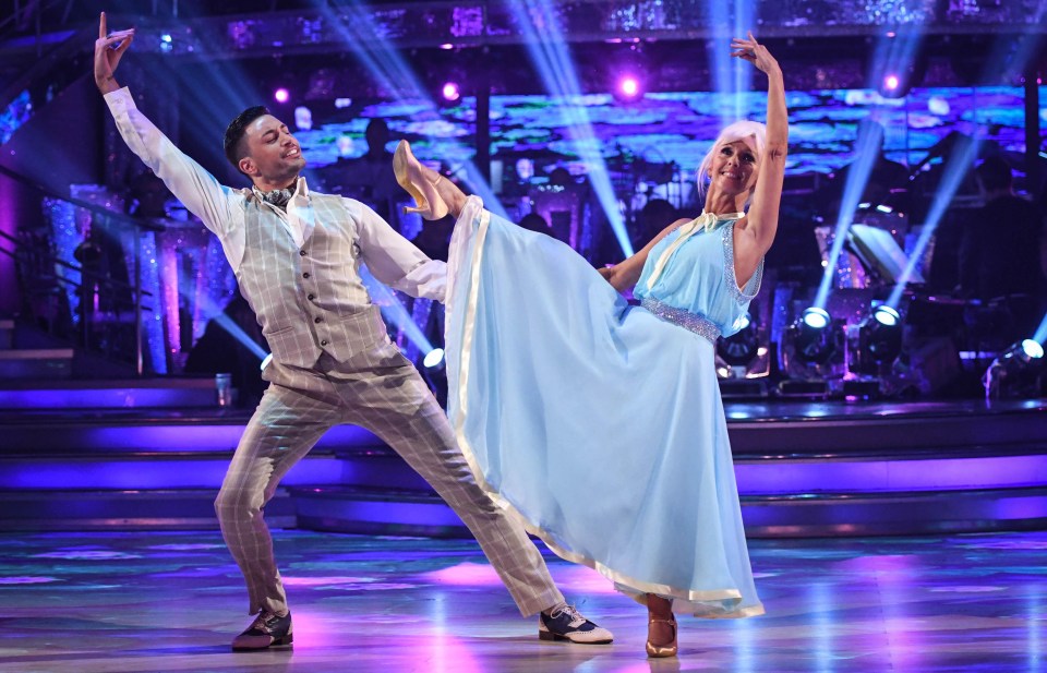 Debbie McGee wowed and topped the leaderboard with her performance with Giovanni Pernice