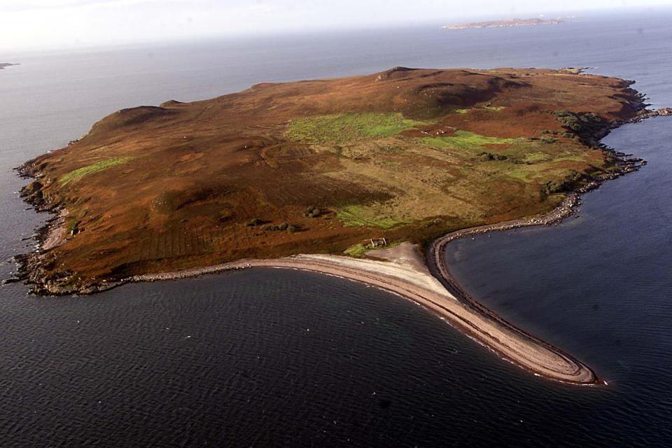  The Island of Gruinard, Wester Ross, Scotland where scientists tested anthrax