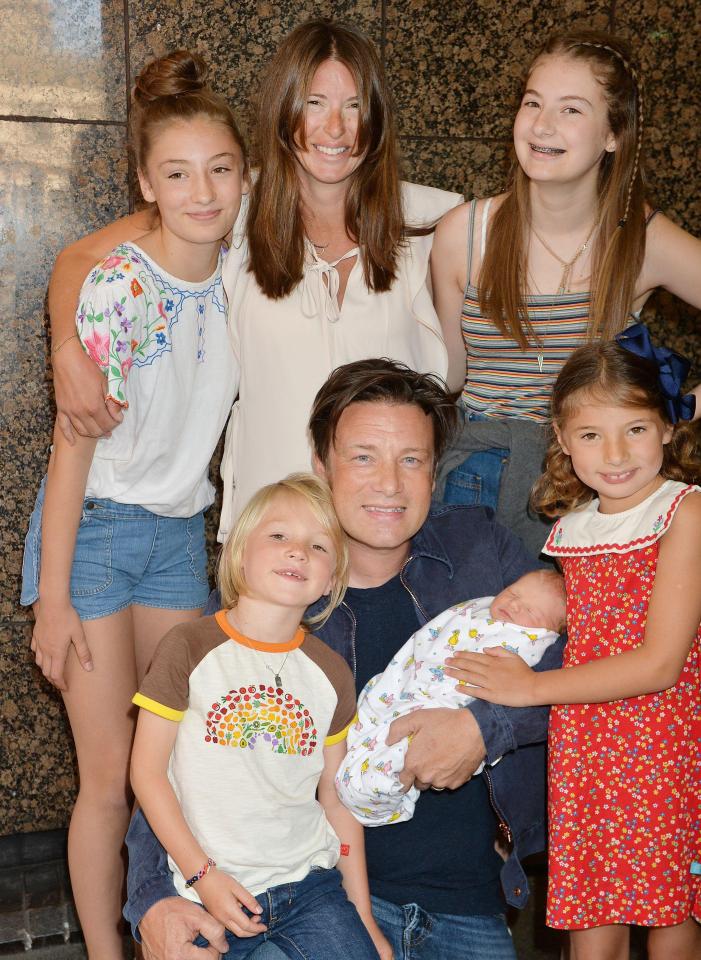  Jamie Oliver is under fire from Gordon for saying 'he’s got four kids and I’ve got five kids'