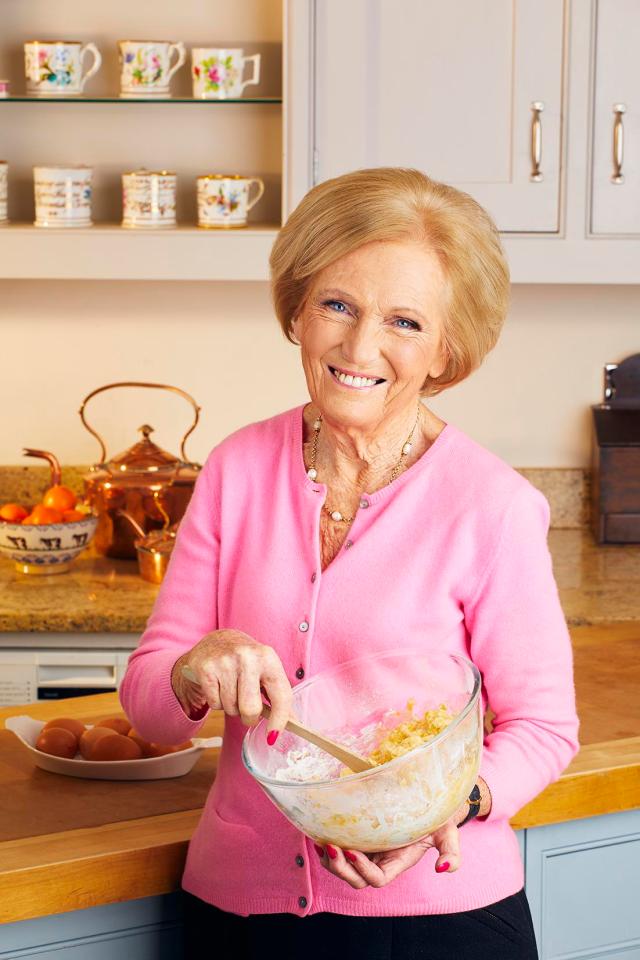 Mary Berry praised her Bake Off replacement