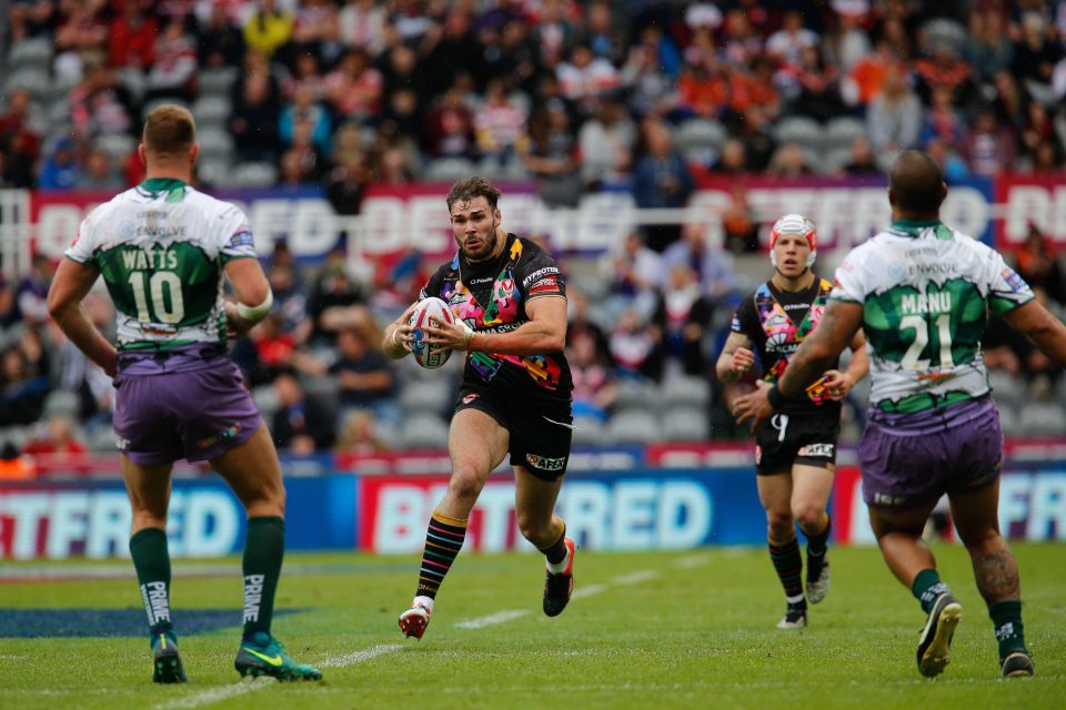  St Helens prop Alex Walmsley should return after breaking his neck last year