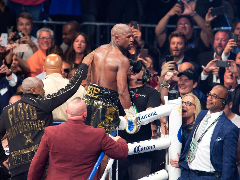  Floyd Mayweather took the mic in the ring after beating Conor McGregor to confirm his retirement